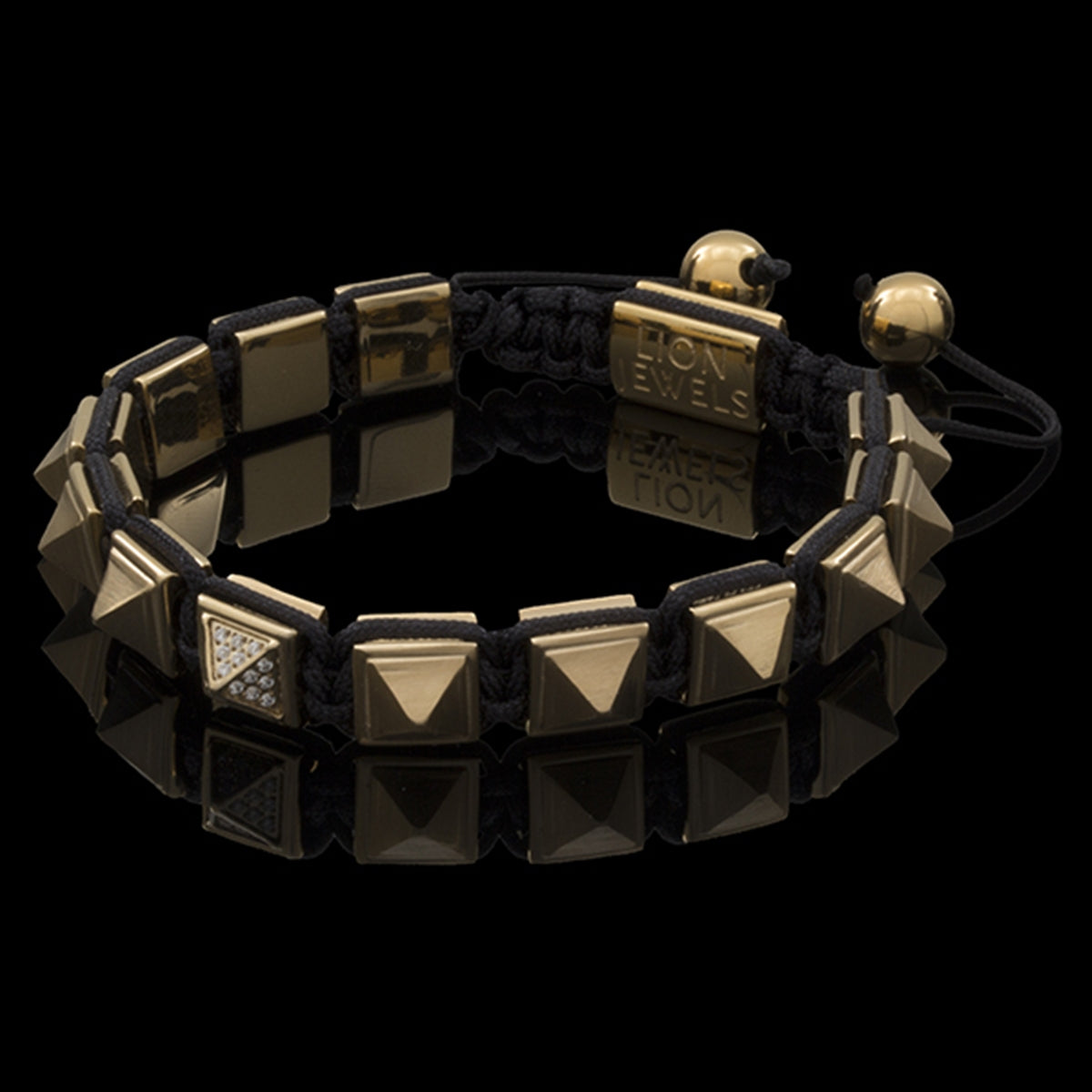 ARMBAND MAKRAMEE