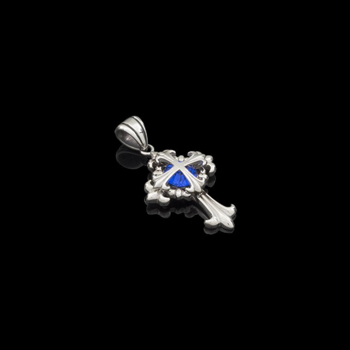 <tc>LJ PENDENTIF</tc> CROIX